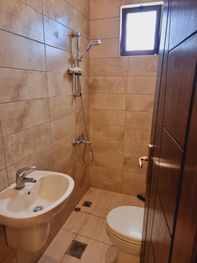 Karam Hotell Madaba Eksteriør bilde